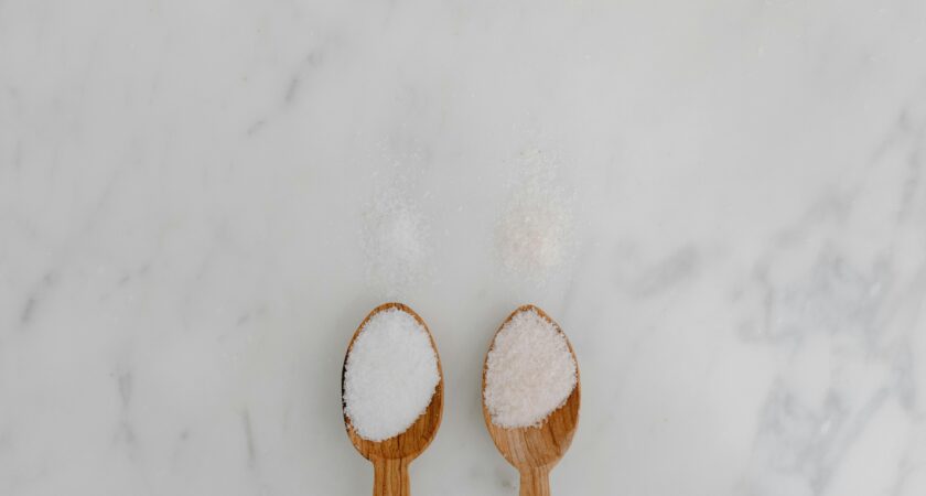 Секреты уборки с солью — Как использовать соль для быстрой и эффективной уборки